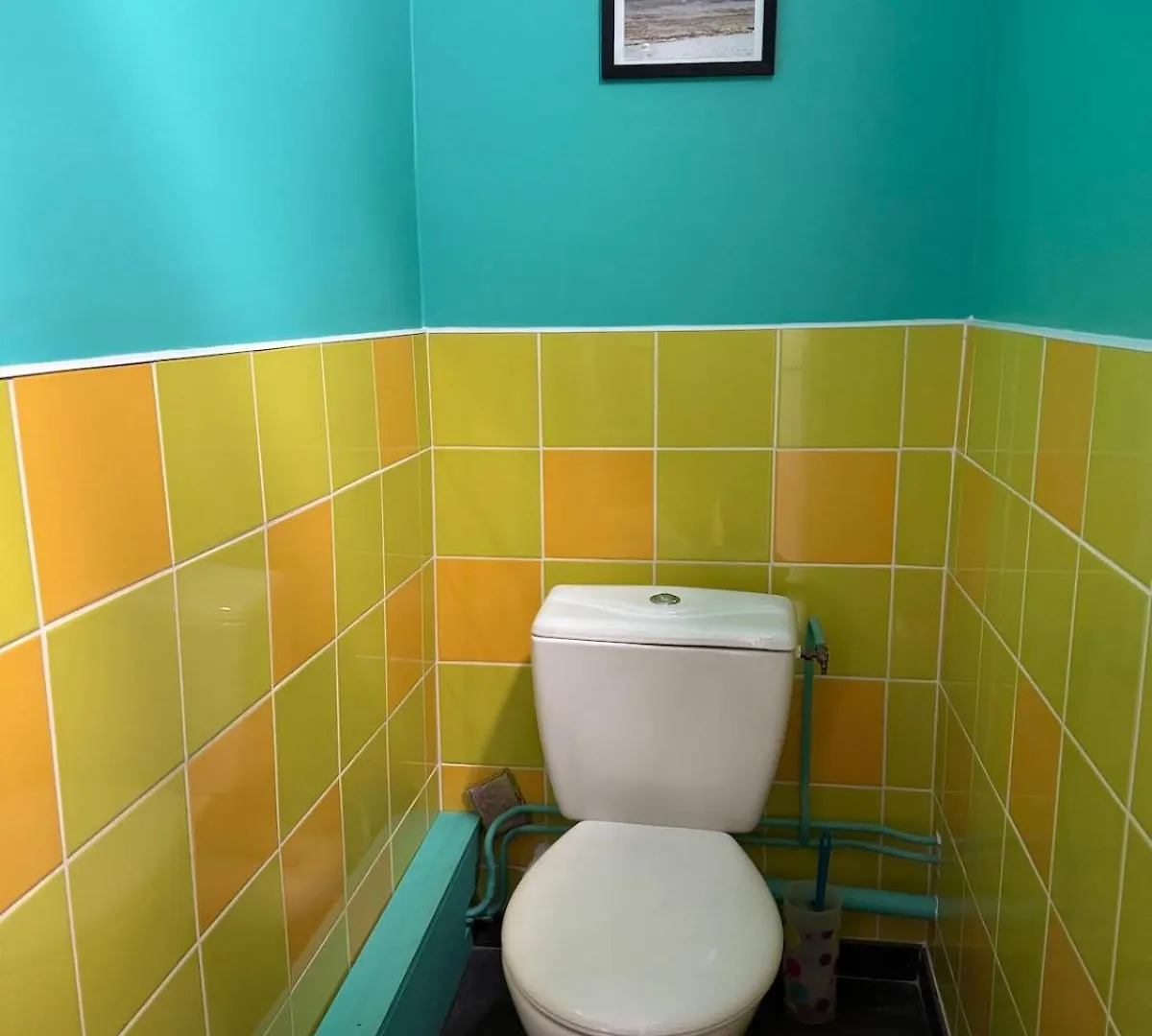 בית נופש הוילה Portes-lès-Valence Colorful 1930S House